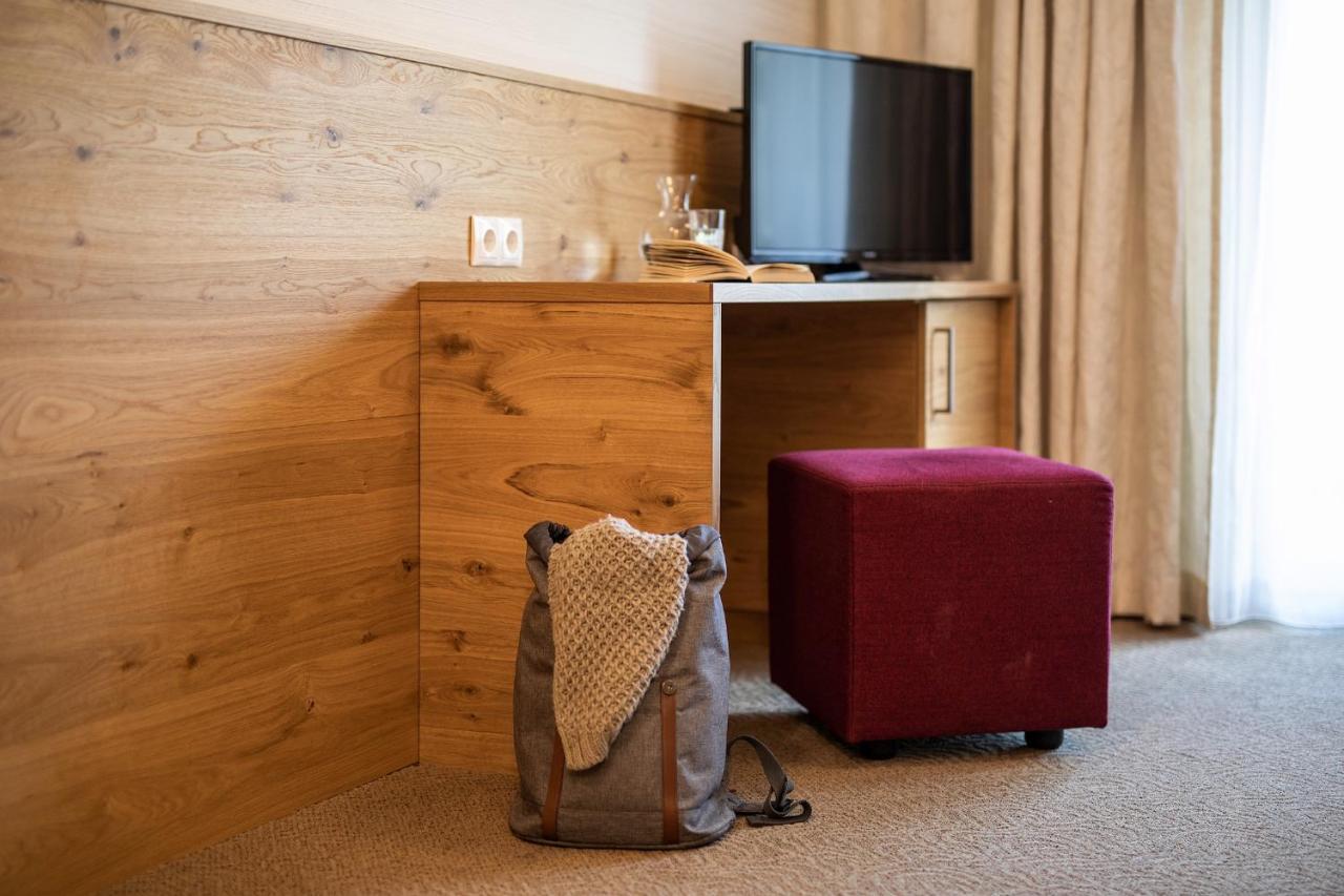 Hotel Zum Hirschen 임스트 외부 사진